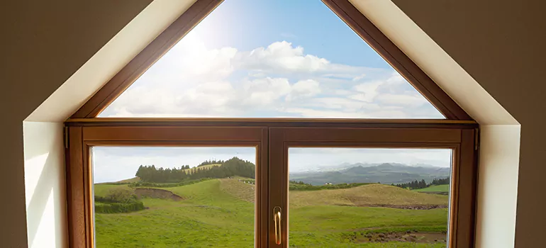 Trapezoid Window Maintenance in Hercules, CA